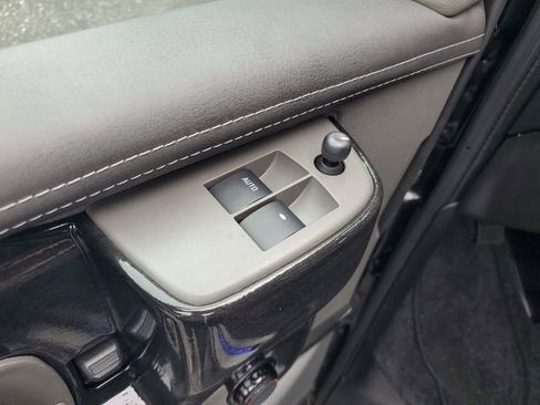 Used 2024 GMC Savana 2500 RWD image 9