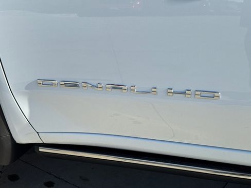 New 2026 GMC Sierra 2500 Denali w/ Denali Reserve Package image 10