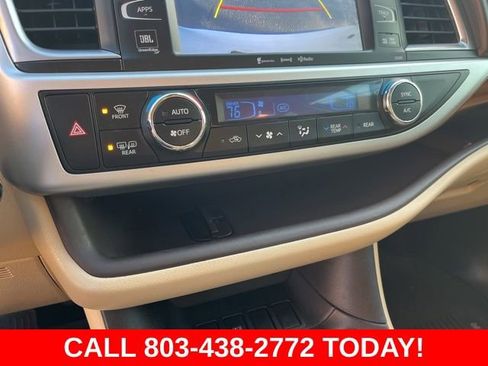 Used 2019 Toyota Highlander Limited image 25