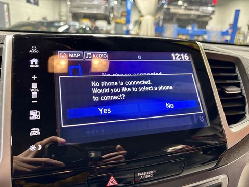 Used 2018 Honda Ridgeline RTL-T image 37