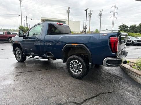 Used 2021 GMC Sierra 2500 SLE w/ SLE Convenience Package AWD/4WD image 3