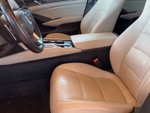 Used 2022 Honda Accord Touring image 22