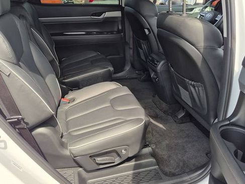 Used 2025 Hyundai Palisade SEL FWD image 33