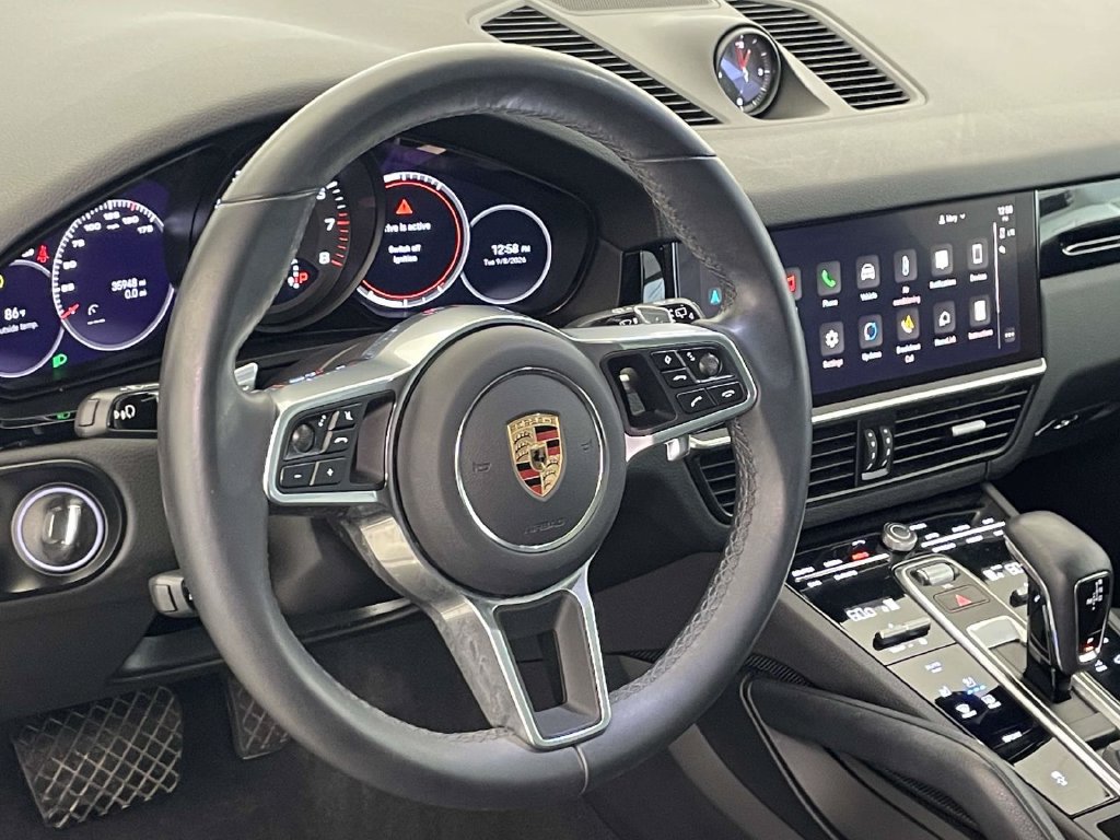 Certified 2023 Porsche Cayenne AWD/4WD image 4