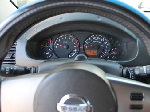Used 2005 Nissan Frontier NISMO w/ (J01) Sunroof Pkg RWD image 39