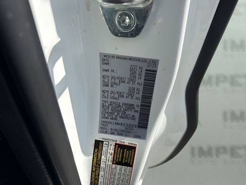 Used 2024 Nissan Frontier SV w/ SV Convenience Package image 33