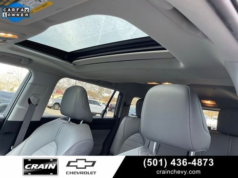 Used 2021 Toyota Highlander XLE image 25