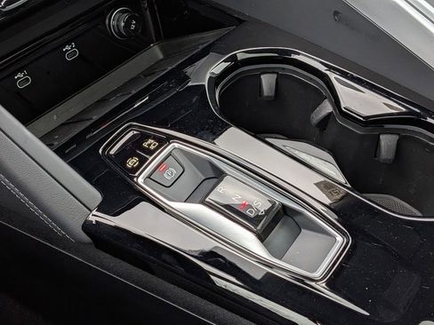 Used 2025 Audi Q5 Premium Plus w/ Premium Plus image 21