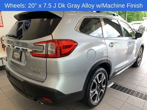 Used 2025 Subaru Ascent Touring AWD/4WD image 21
