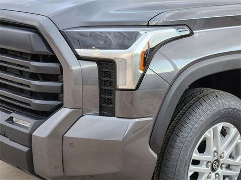 New 2025 Toyota Tundra SR5 image 11