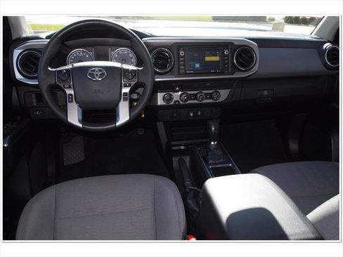 Certified 2019 Toyota Tacoma SR5 image 35