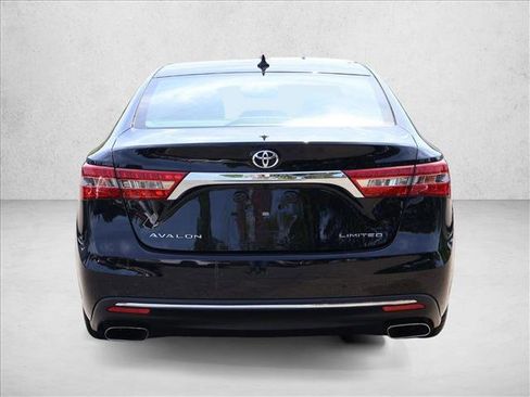 Used 2016 Toyota Avalon Limited w/ Toyota Safety Sense Package FWD image 7