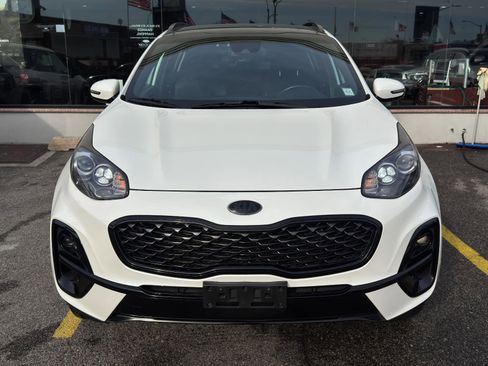 Used 2022 Kia Sportage Nightfall Edition image 2