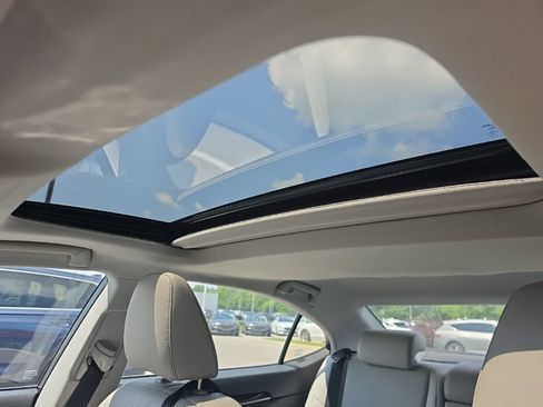 Used 2017 Lexus ES 350 w/ Premium Package FWD image 18