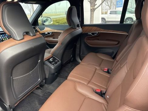 Used 2024 Volvo XC90 B6 Plus w/ Protection Package image 14