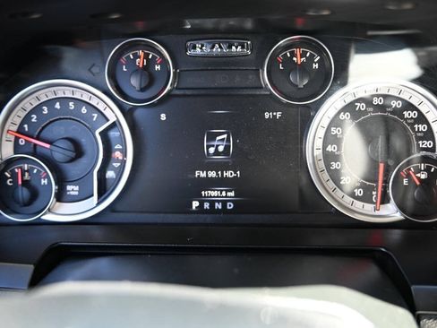 Used 2018 RAM 1500 Laramie w/ Convenience Group AWD/4WD image 21