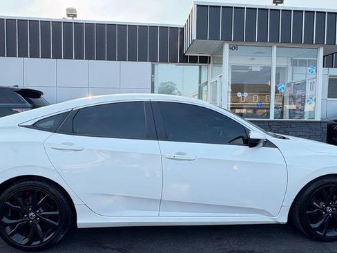 Used 2019 Honda Civic Sport image 9