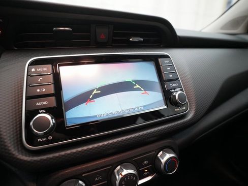 Used 2022 Nissan Kicks S image 19