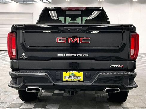 Used 2024 GMC Sierra 1500 AT4 w/ Technology Package image 4