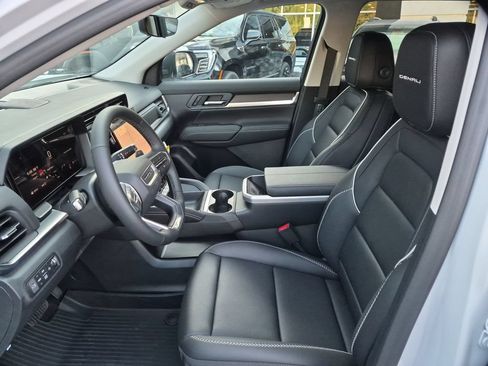 New 2027 GMC Terrain Denali w/ LPO, Floor Liner Package AWD/4WD image 12