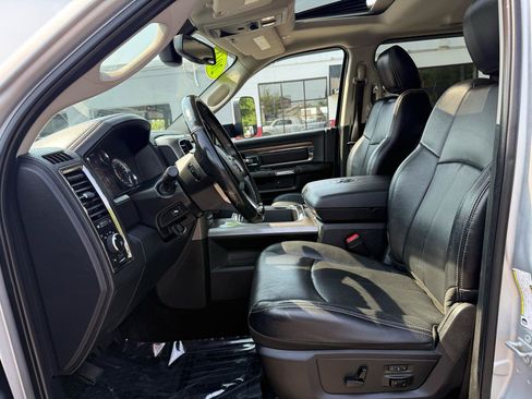 Used 2018 RAM 2500 Laramie w/ Sport Appearance Group AWD/4WD image 29