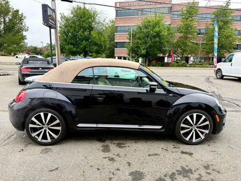 Used 2014 Volkswagen Beetle R-Line image 30
