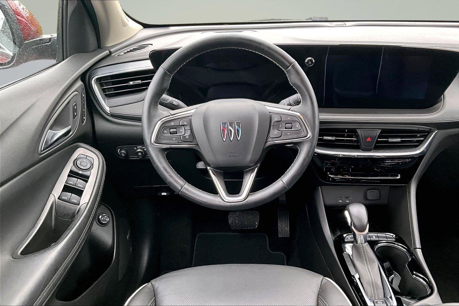 Used 2025 Buick Encore GX Avenir w/ Avenir Technology Package FWD image 6