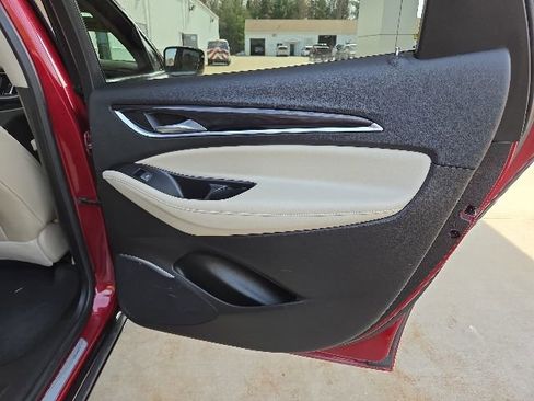 Used 2020 Buick Enclave Essence FWD image 49