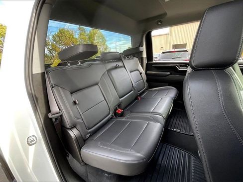 Used 2024 Chevrolet Silverado 2500 LTZ image 31