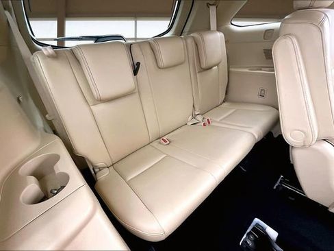 Used 2016 Toyota Highlander Limited image 28