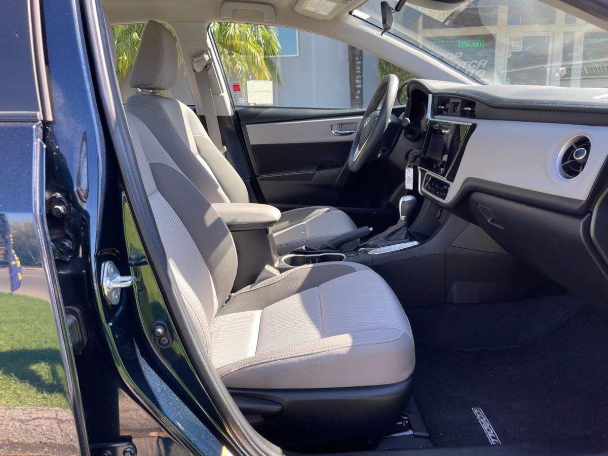 Used 2019 Toyota Corolla LE w/ Carpet Mat Package (TMS) FWD image 20