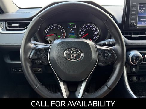 Used 2022 Toyota RAV4 XLE Premium FWD image 13