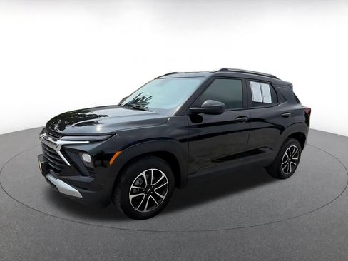 Used 2025 Chevrolet TrailBlazer LT FWD image 6