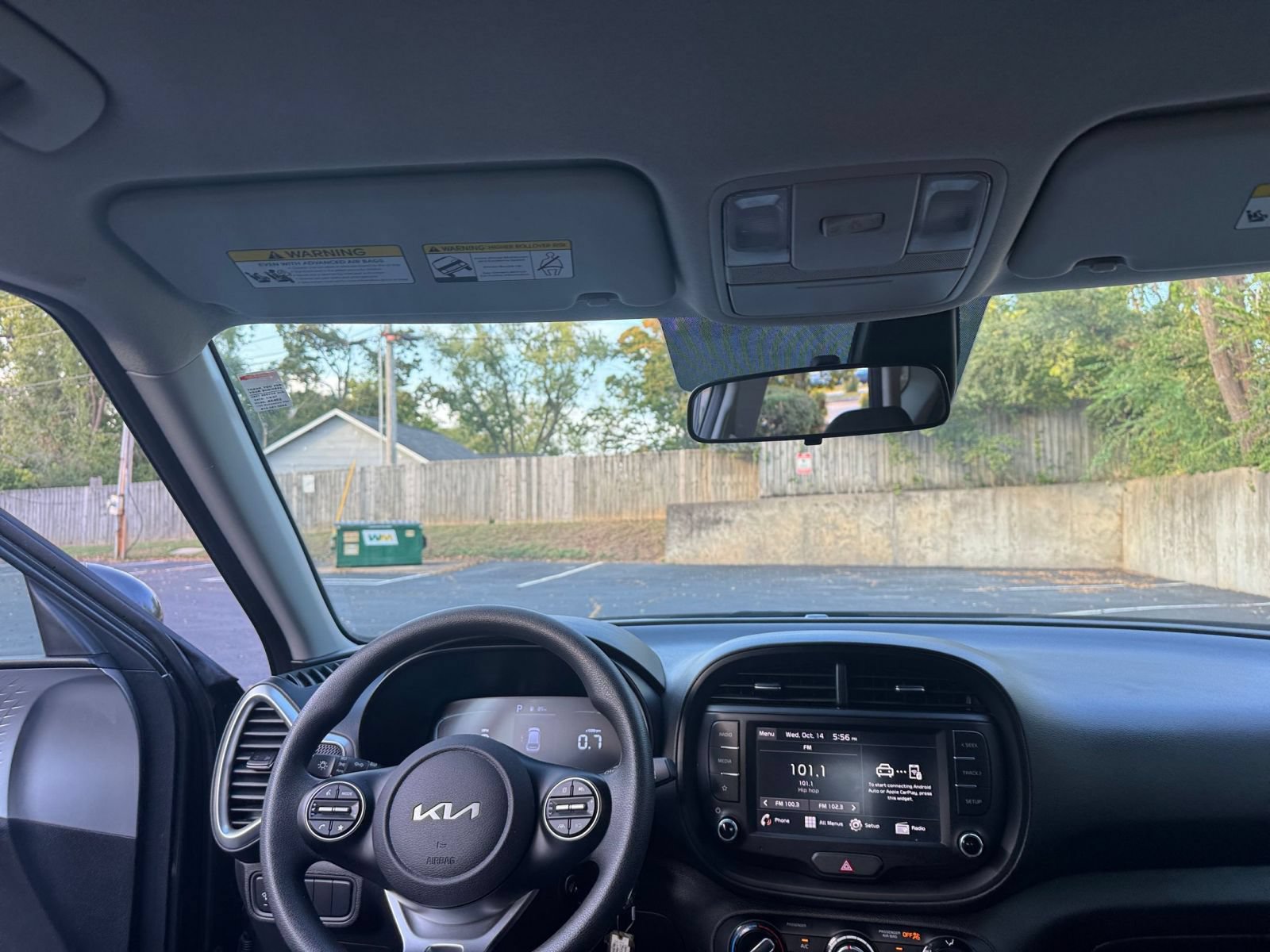 Used 2025 Kia Soul LX w/ LX Technology Package FWD image 32