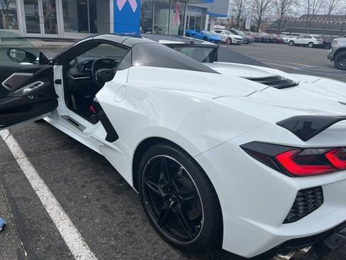 Certified 2022 Chevrolet Corvette Stingray Premium Conv w/ Z51 Performance Package image 4