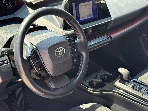 Used 2023 Toyota Prius Prime FWD image 17