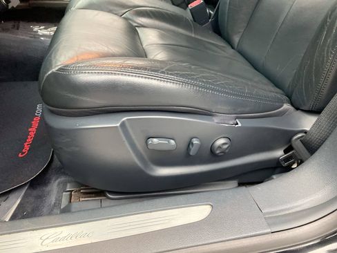 Used 2009 Cadillac DTS Limousine FWD image 13