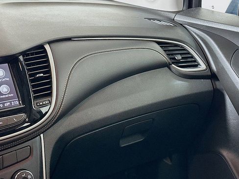 Used 2019 Chevrolet Trax LS image 22