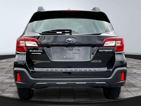 Used 2019 Subaru Outback 2.5i AWD/4WD image 5