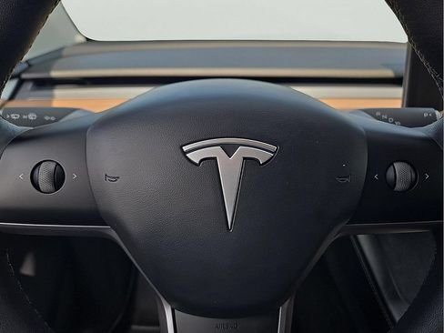 Used 2024 Tesla Model Y Performance AWD/4WD image 20