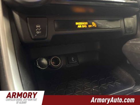 Used 2022 Toyota RAV4 LE image 16
