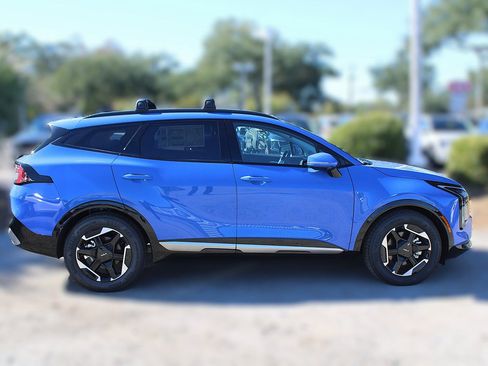 New 2026 Kia Sportage SX image 5