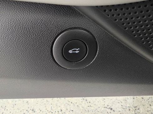 Used 2021 Chevrolet Camaro LT RWD image 35