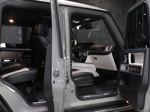 Used 2021 Mercedes-Benz G 550 image 29