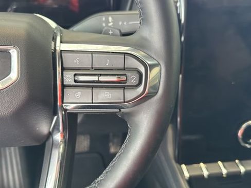 Used 2026 GMC Terrain Elevation w/ Elevation Premium Package AWD/4WD image 14