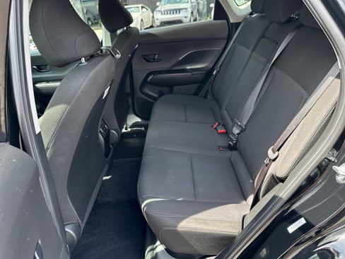 Used 2025 Hyundai Kona SEL FWD image 16