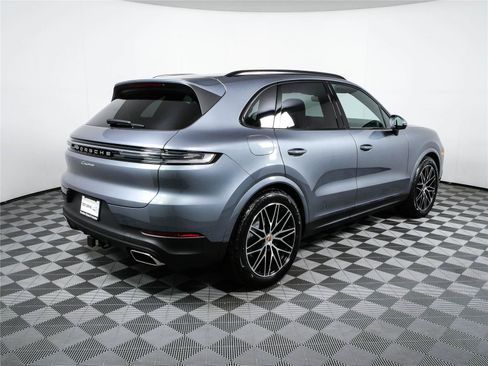 New 2026 Porsche Cayenne AWD/4WD image 30