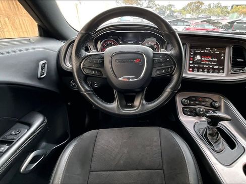 Used 2023 Dodge Challenger GT w/ Plus Package image 10