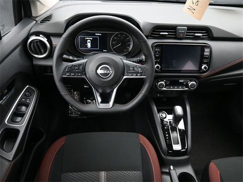 New 2025 Nissan Versa SR w/ Trunk Package image 12