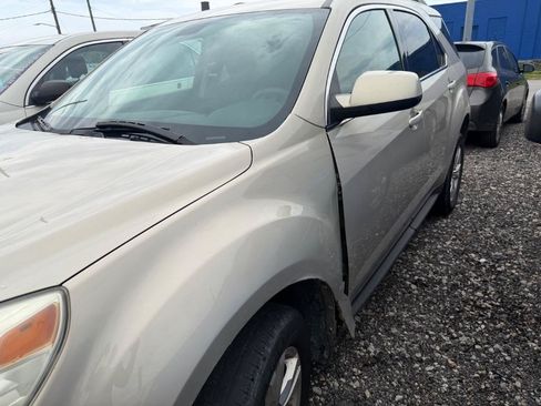Used 2011 Chevrolet Equinox LT FWD image 4
